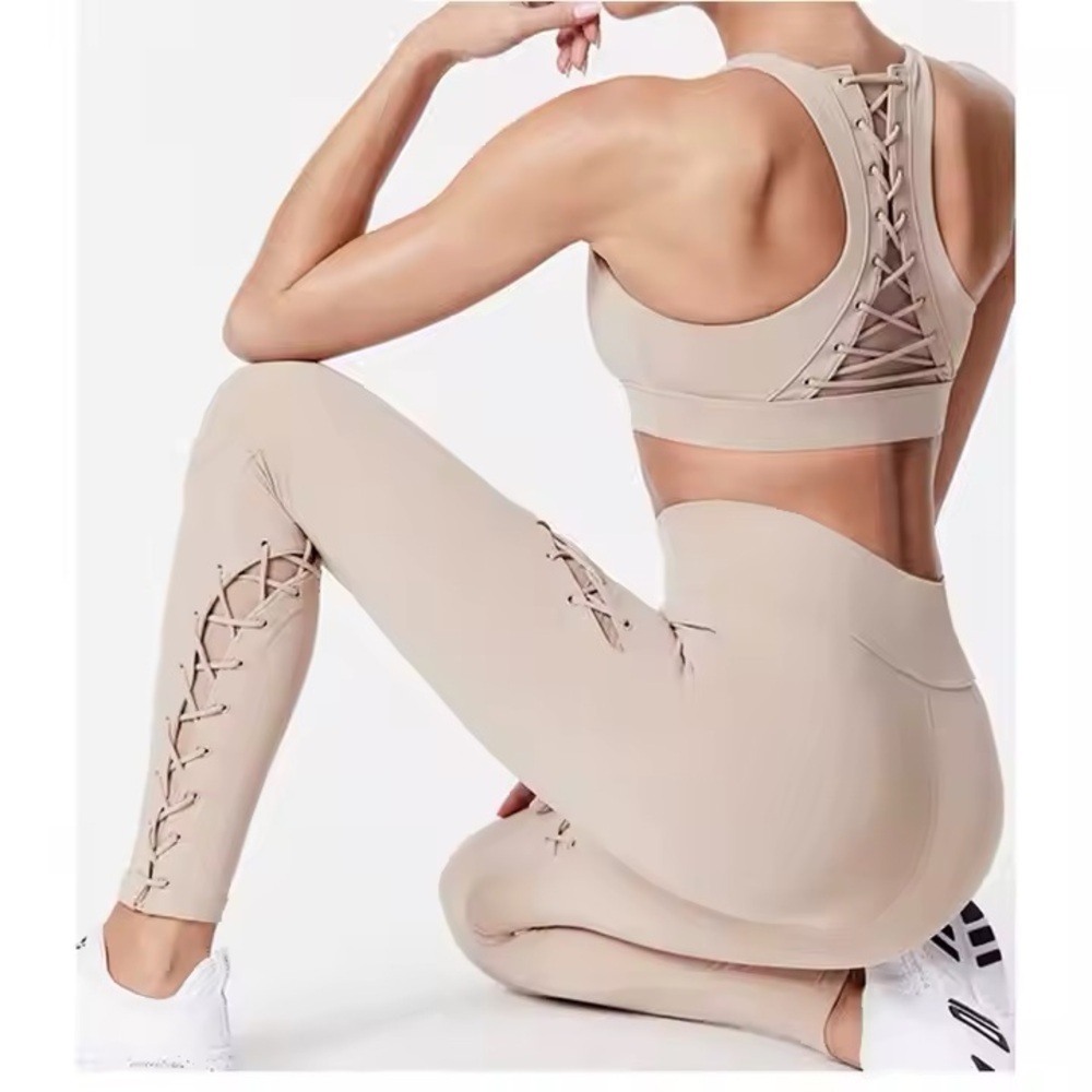 Carbon38 | Beige Leggings | Size S | Never Worn - Picture 2 of 2